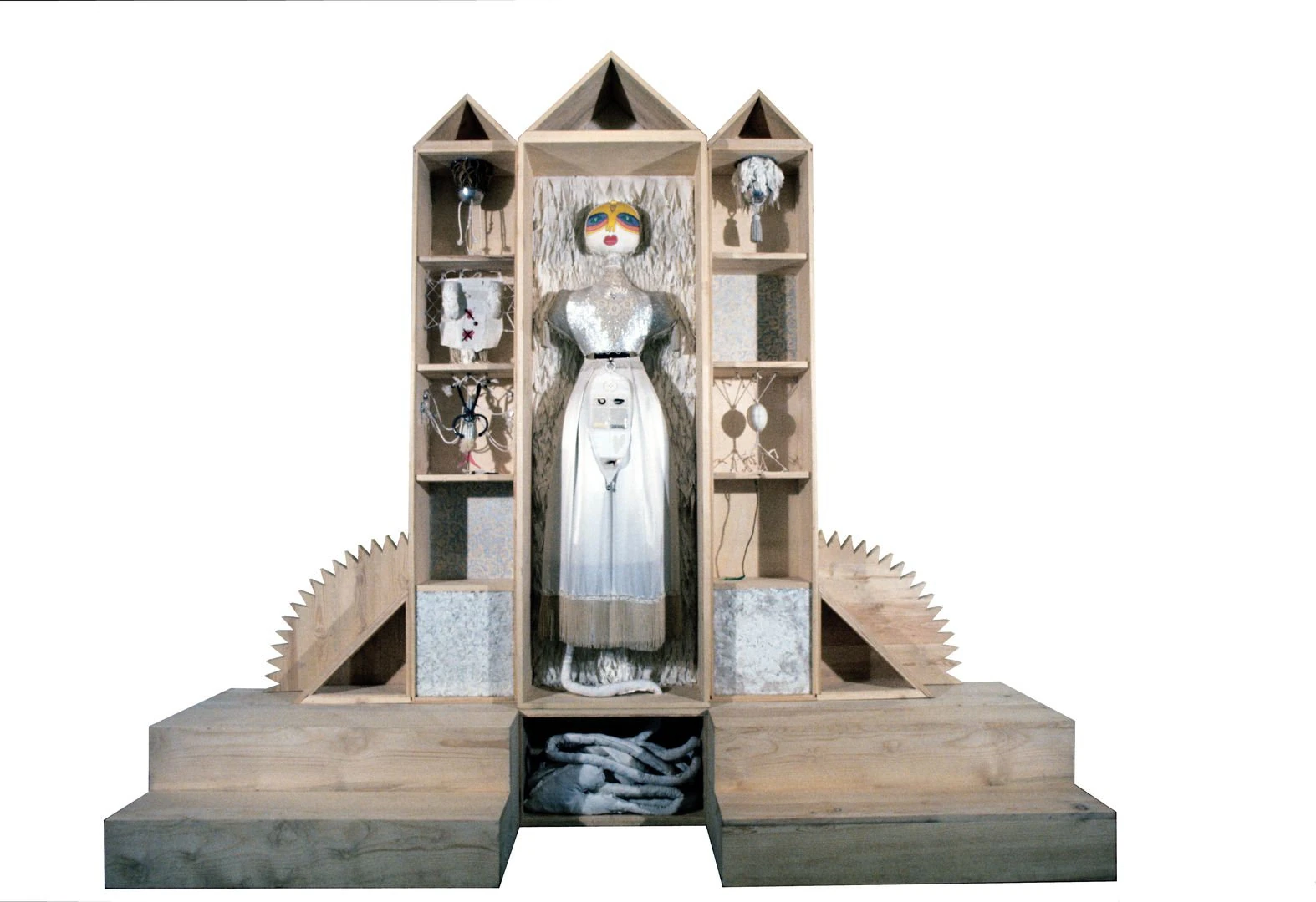 1973 22Altare per una sposa in bianco22 m265x70x290 