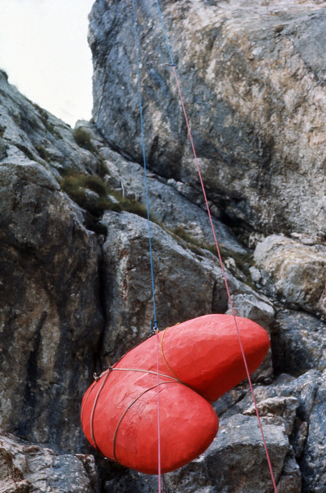 Un cuore rosso sul Gran Sasso, 1975, immagine 15