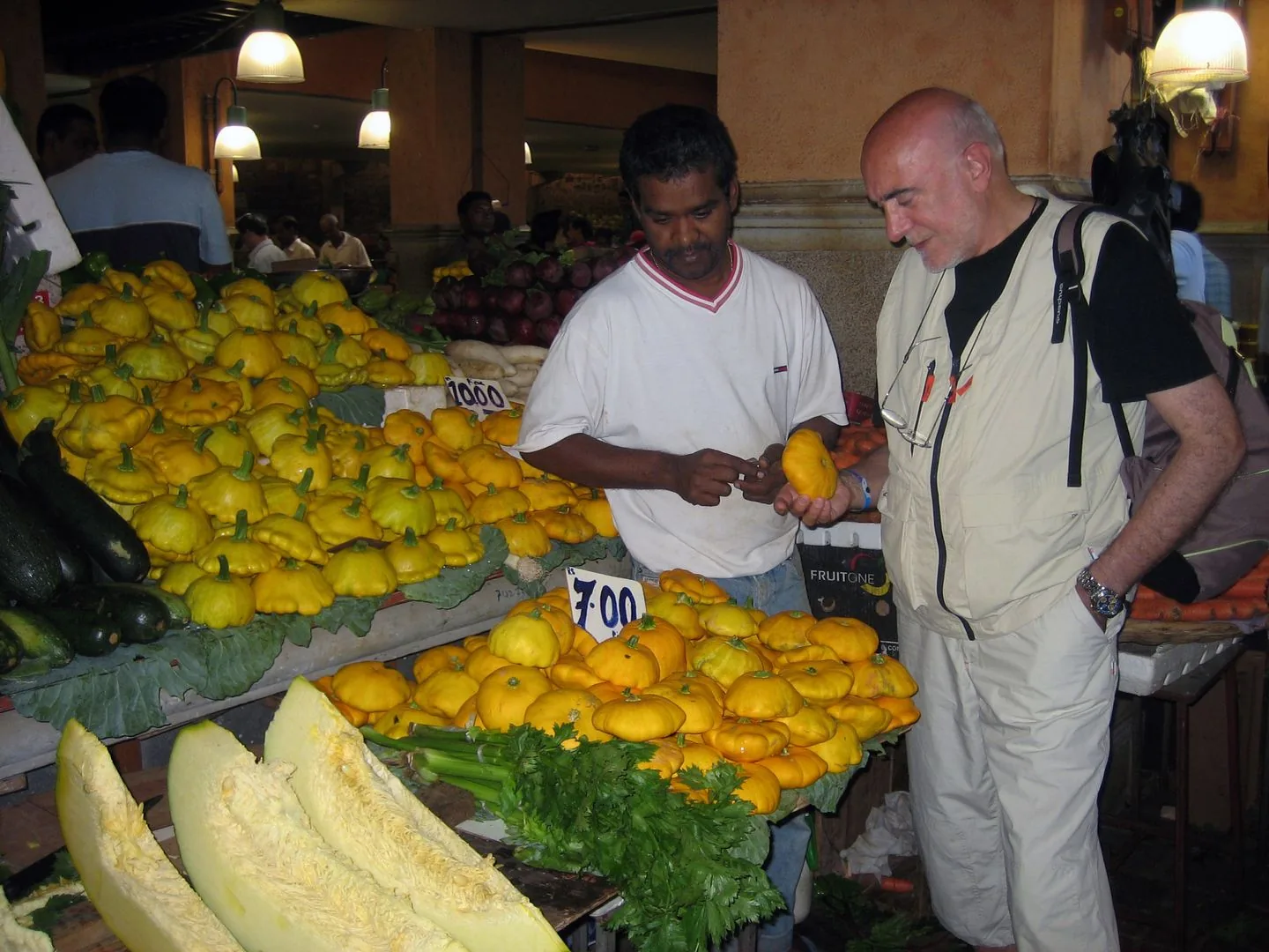 2007 Curiosando nel mercato di Port Louis